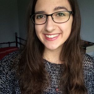 Meet your Posher, Isabel